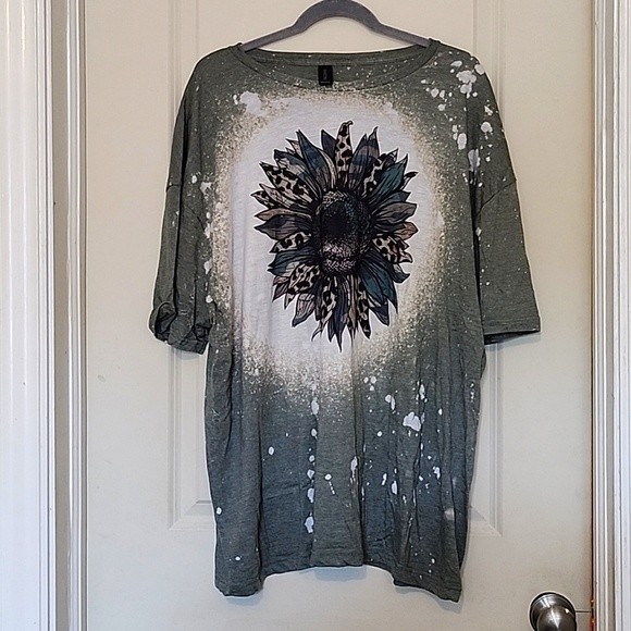 NWOT Bella Canvas Olive Green Bleached Handmade Graphic T-Shirt Sunflower 3XL - Picture 1 of 6